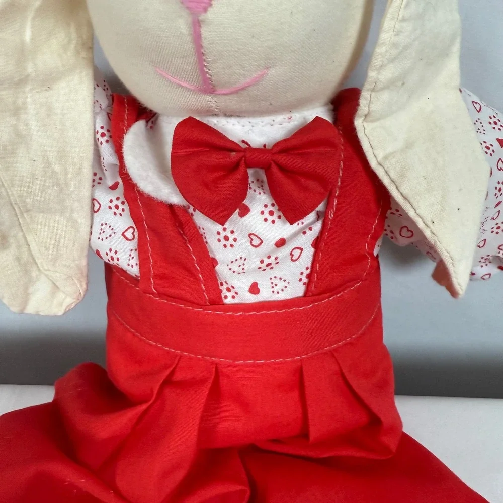 Vintage‎ Handmade Valentines Bunnies Rabbits Plush Stuffed Animal Decor 16